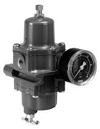 Fisher Rosemount Emerson 67CF-1663-38550 Filter Pressure Regulator, input/output 1/4" NPT-M thread, body material aluminum, internals AI AISI 316, NBR rubber diaphragm, Cv 0.36, output pressure range 0 to 125 psi, maximum inlet pressure 17 bar, منظم الضغط, регулятор давления, pengatur tekanan, catalog datasheet